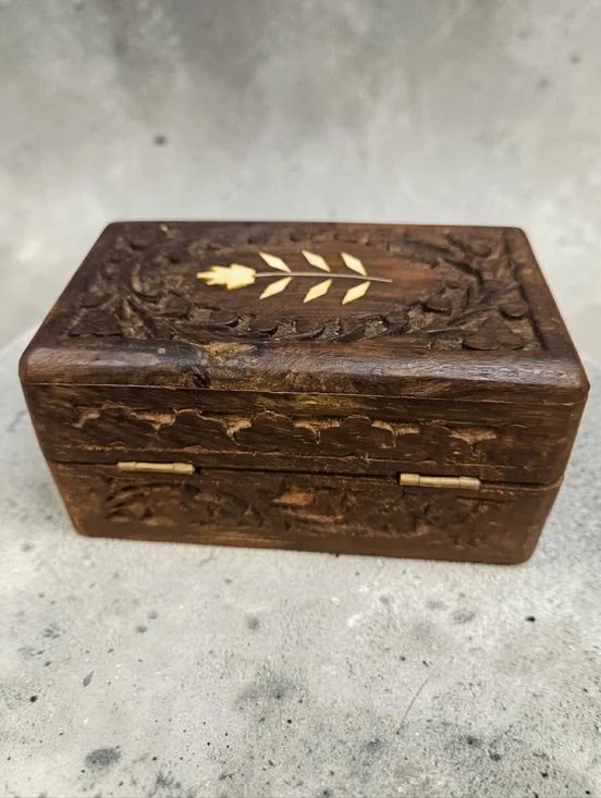 Vintage Wooden Carved Jewelry Box with Yellow Inlay 4.75" x 2.5" x 2.75" - Picture 2 of 6